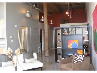 1 Canal St, Lawrence MA  01840-1838 exterior