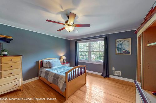 32 Lambert Johnson Dr, Tinton Falls NJ 07712-3753 exterior