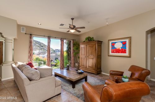 30 Beryl Ave, Phoenix AZ 85020-1536 exterior