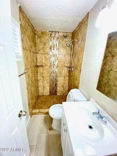 1620 57 Dr, Phoenix AZ 85031-1835 exterior