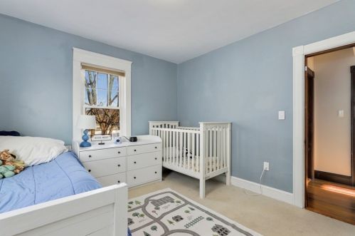 42 Lincoln St, Milton MA 02186-2005 exterior