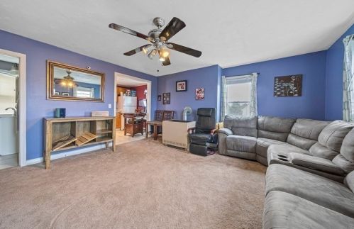 221 Healy St, Fall River MA 02723-1289 exterior