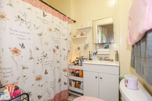 37 Bennington St, Lawrence MA 01841-2518 exterior