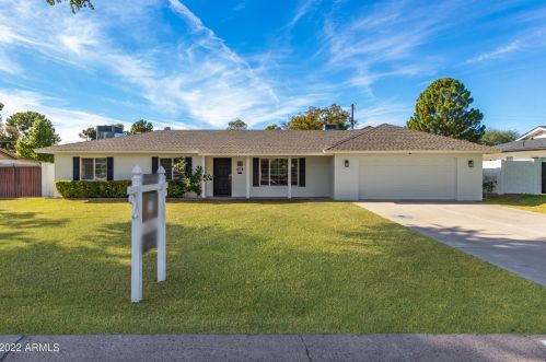 3702 34th Pl, Phoenix, AZ 85018-5757