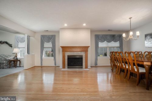 125 Sandpiper Ln, West Deptford NJ 08086-2196 exterior