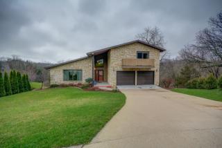 2245 Clydesdale Ct, Dubuque IA  52001-1550 exterior