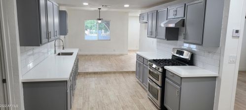 510 Atlanta Ave, Phoenix AZ  85041-3106 exterior