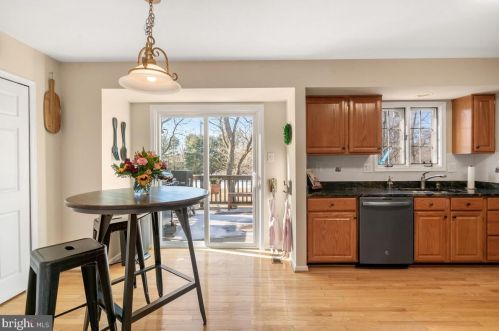 5327 Tarkington Pl, Columbia MD 21044-5407 exterior