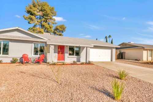 836 Kilarea Ave, Mesa, AZ 85210-6754