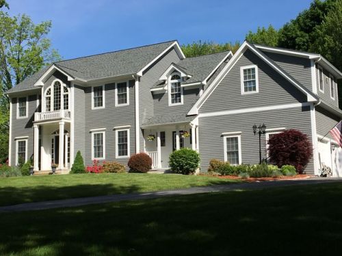 73 Spring St, Shrewsbury, MA 01545-2322