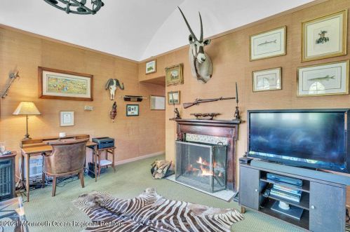 310 Cooper Rd, Tinton Falls NJ 07701-6010 exterior