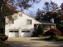 50 Devon Rd, Newton, MA 02459-1650