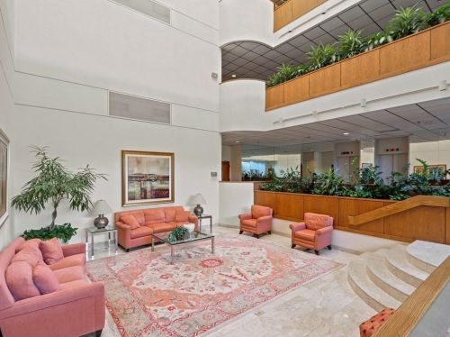 210 Nahanton St, Newton, MA 02459-2954