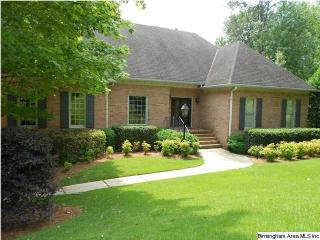 409 Vesclub Ln, Birmingham, AL 35216-1350