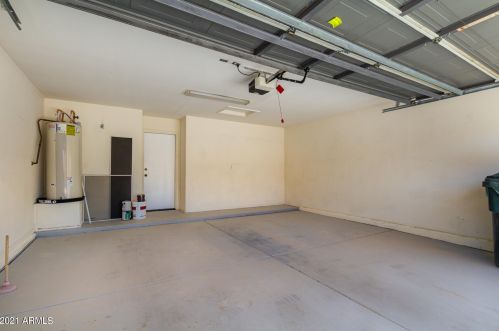 1338 Angela Dr, Phoenix AZ 85032-2348 exterior