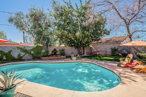 839 Edgemont Ave, Phoenix AZ 85035-1735 exterior