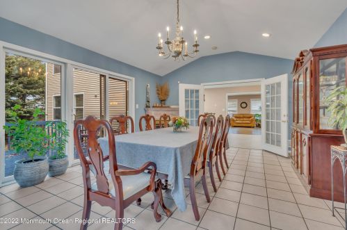 6 Pitney Ln, Jackson Twp NJ 08527-2933 exterior