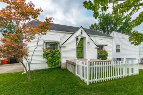 1108 Brookline Ave, Louisville KY  40215-2318 exterior