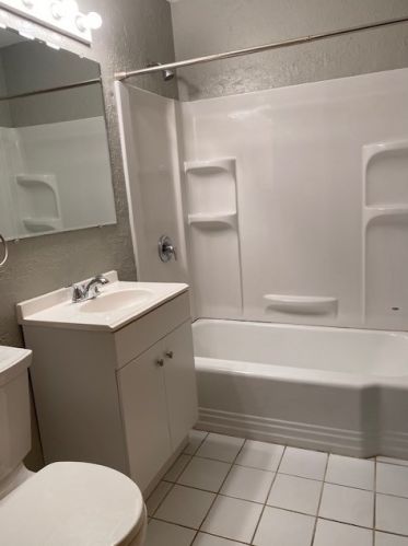 4616 Grv Ave, Forest View IL 60402-1223 exterior