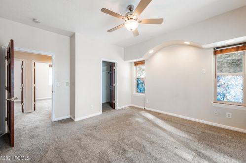 340 Aspen Dr, Park City UT 84098-5131 exterior