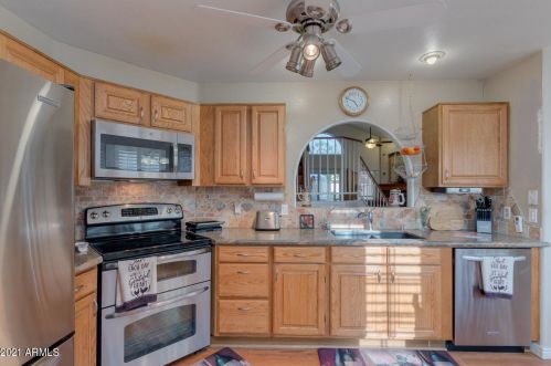 18623 43rd St, Phoenix AZ 85050-8769 exterior