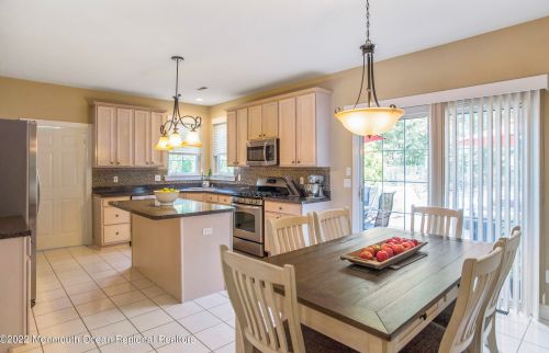 12 Tuscany Dr, Jackson Twp NJ 08527-3169 exterior