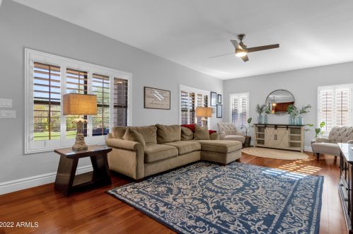 22209 41st St, Phoenix AZ  85050-6898 exterior