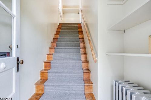 356 Church Rd, Milford NJ  08848-1808 exterior