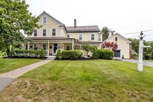 118 Messinger St, Canton, MA 02021-3947