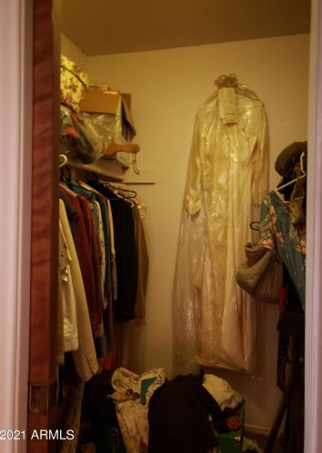 2610 Edgemont Ave, Phoenix AZ 85035-1735 exterior