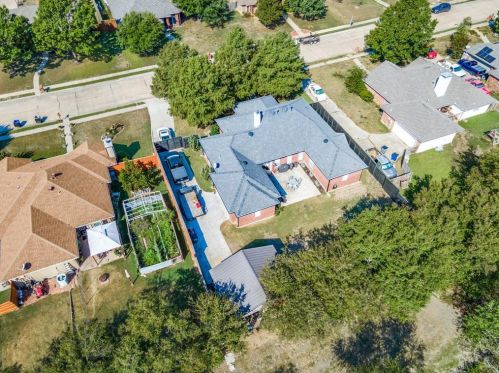 6516 Coral Ln, Garland TX 75048-3386 exterior