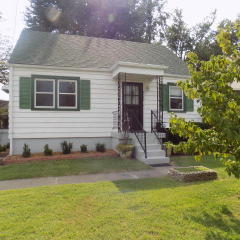 2706 Parklawn Dr, Louisville, KY 40217-2012