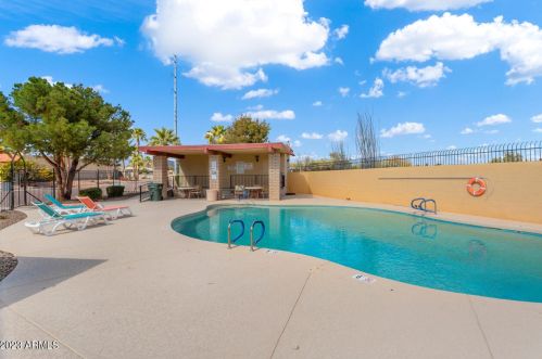 2519 Bluefield Ave, Phoenix AZ  85032-8004 exterior