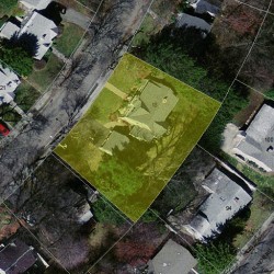 18 Alexander Rd, Newton MA 02461-1831 aerial view