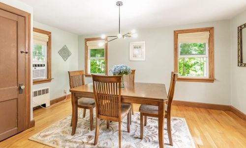 51 Rdg St, Arlington MA 02474-1706 exterior