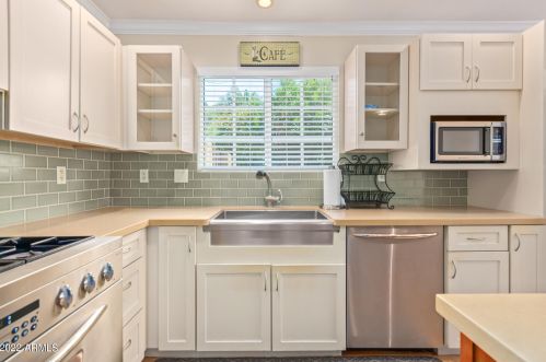 6701 14 Pl, Phoenix AZ 85014-4014 exterior