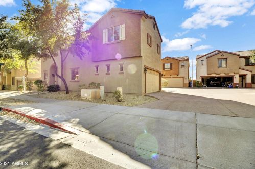 22024 30th Ln, Phoenix, AZ 85027-1746