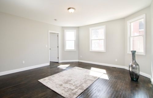 8 Conner Ave, Montgomery MA 01085-2325 exterior