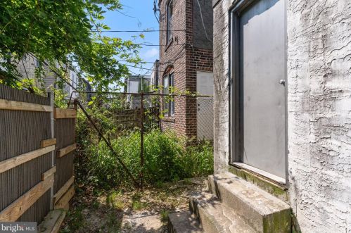 3125 Bancroft St, Philadelphia PA 19132-2361 exterior