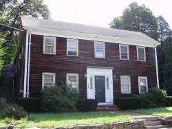 960 Chestnut St, Newton, MA 02464-1118