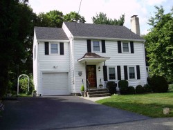 24 Village Rd, Newton, MA 02460-1128