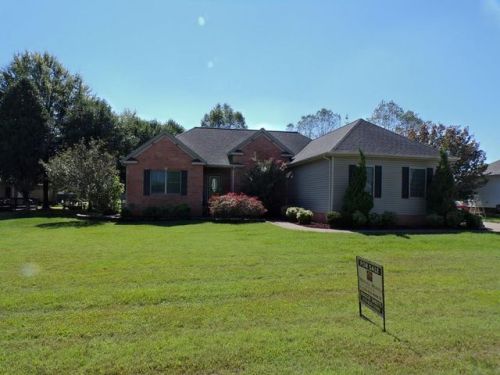 1640 Castleton Dr, Madisonville, KY 42431-5106