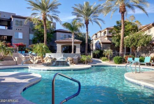 3236 Chandler Blvd, Phoenix AZ 85048-7207 exterior