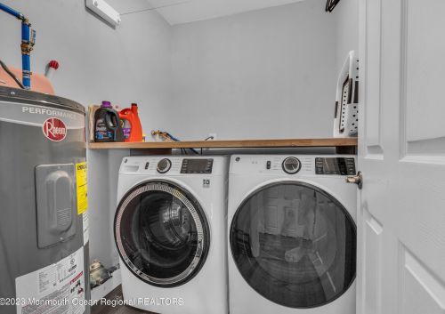 2537 Lexington Ct, Jackson Twp NJ 08527-5033 exterior