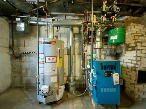 48 Silk St, Arlington MA 02474-3837 exterior