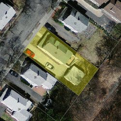 16 Chandler Pl, Newton MA 02464-1402 aerial view