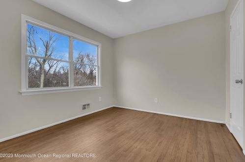 36 Drexel Dr, Jackson Twp NJ  08527-2328 exterior