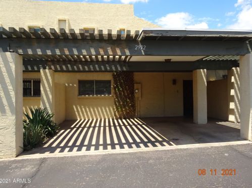 2932 22 Pl, Phoenix AZ 85020-4710 exterior