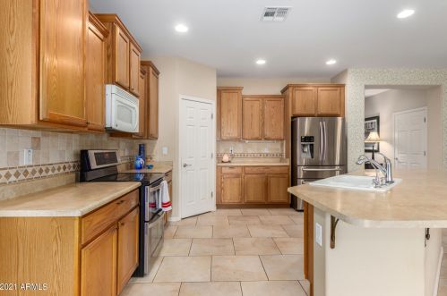 25107 51 Dr, Phoenix AZ 85035-1902 exterior