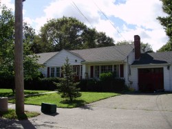31 Freeman St, Newton, MA 02466-1205